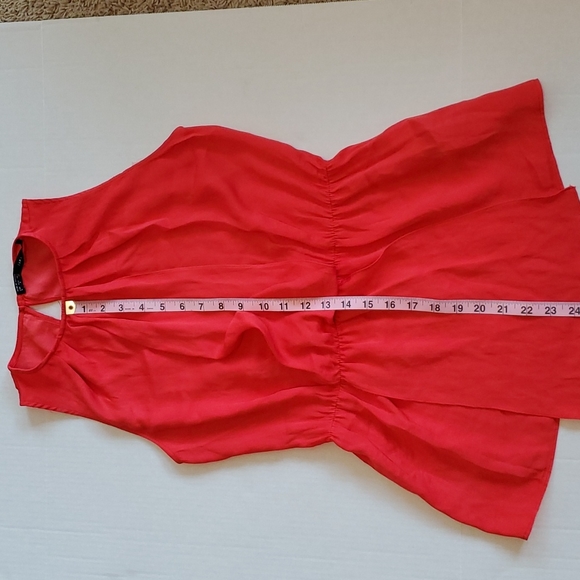 Zara Basic Slwwveless Ruffle Top - Picture 7 of 8